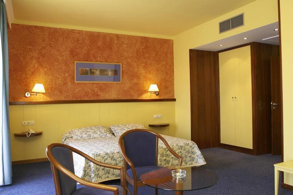 Emporium - Adults Only Hotel